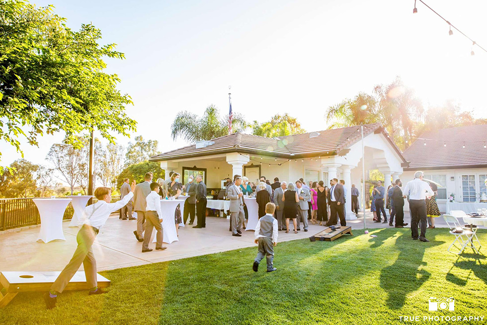 bride and groom table san diego